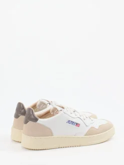 Autry – Sneaker aus Velours- und Glattleder Weiß