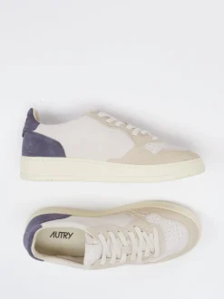 Autry – Sneaker aus Veloursleder in Beige