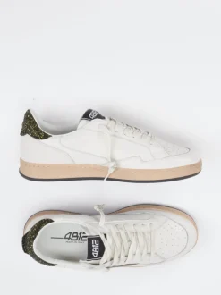 4B12 – Sneaker aus Hirschleder mit Glitzerferse
