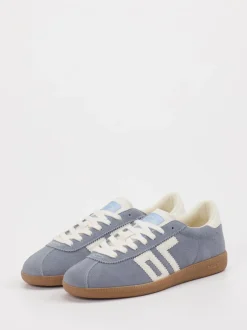 Back 70 – Retro-Sneaker aus Kalbleder in Taubenblau