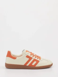 Back 70 – Retro-Sneaker aus Kalbleder cremeweiß