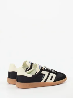 Back 70 – Retro-Sneaker aus Velour und Textil schwarz