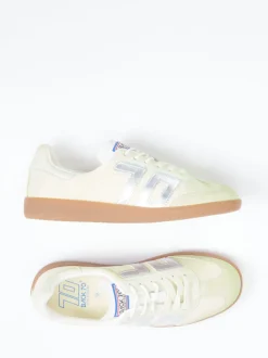 Back 70 – Retro-Sneaker aus Veloursleder und Nylon grün