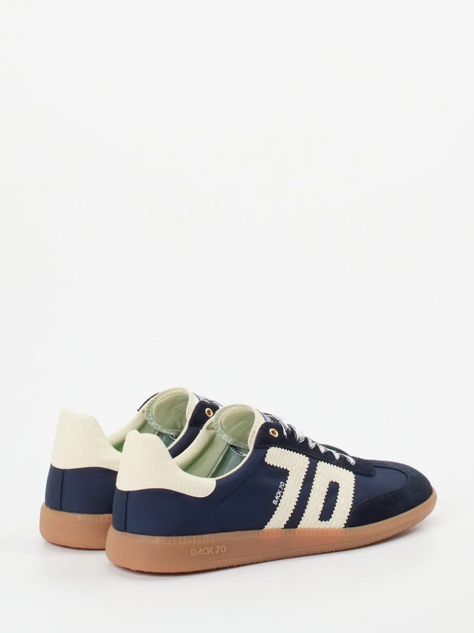 Back 70 – Retro-Sneaker aus Veloursleder navyblau