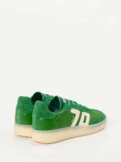 Back 70 – Retro-Sneaker aus Velours- und Glattleder grün