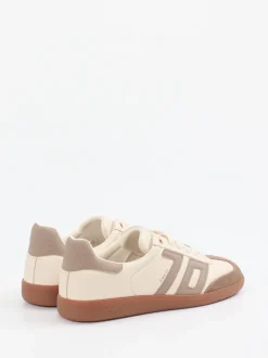 Back 70 – Retro-Sneaker aus Velour/Leder cremeweiß