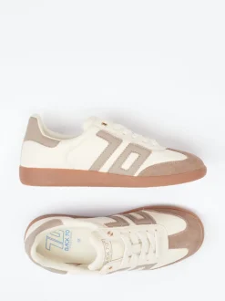 Back 70 – Retro-Sneaker aus Velour/Leder cremeweiß
