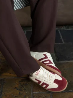 Back 70 – Retro-Sneaker aus Velour/Leder cremeweiß