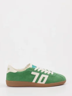 Back 70 – Retro-Sneaker aus Veloursleder grün