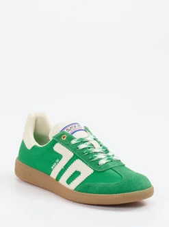 Back 70 – Retro-Sneaker aus Velour/Textil grün