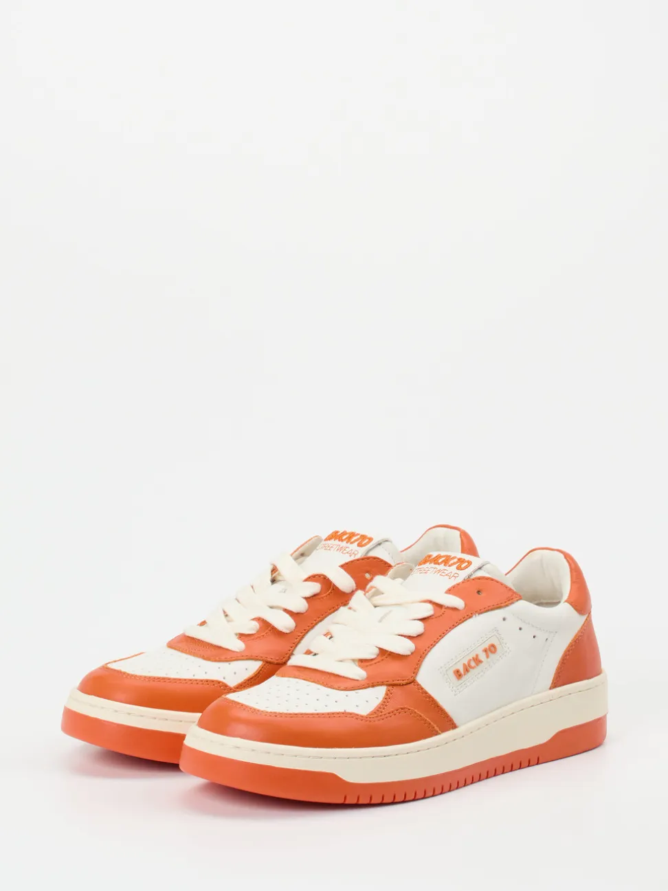 Back 70 – Sneaker aus Glattleder Orangerot-Weiß