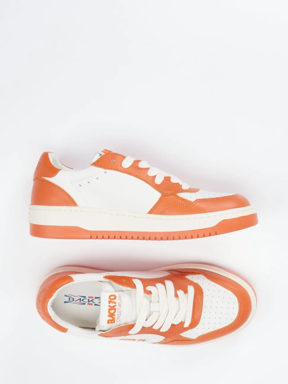 Back 70 – Sneaker aus Glattleder Orangerot-Weiß