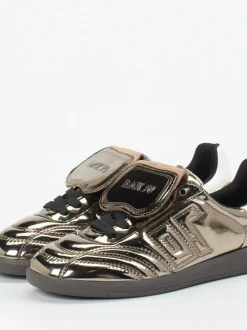 Back 70 – Sneaker aus Lackleder in Metallic-Bronze