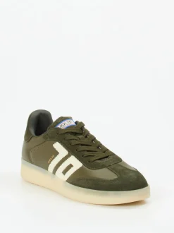 Back 70 – Sneaker aus Lammleder in Olivgrün