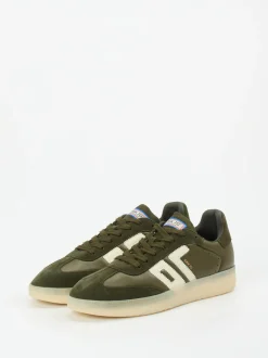 Back 70 – Sneaker aus Lammleder in Olivgrün