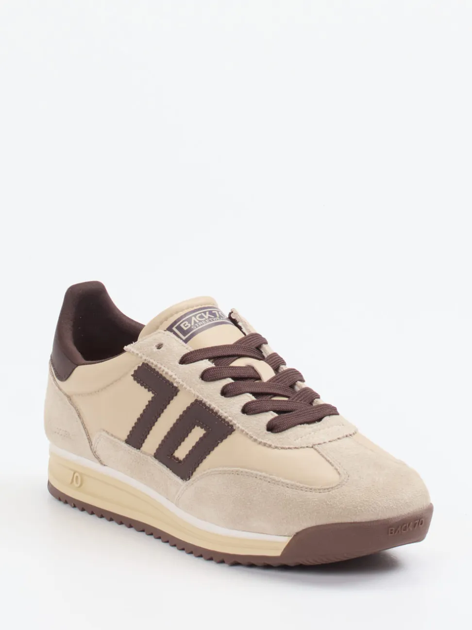 Back 70 – Sneaker aus Veloursleder beige-braun