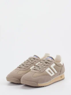 Back 70 – Sneaker aus Veloursleder und Nylon taupe