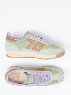 Back 70 – Sneaker aus Veloursleder Salbeigrün