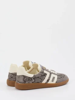 Back 70 – Sneaker aus Veloursleder grau