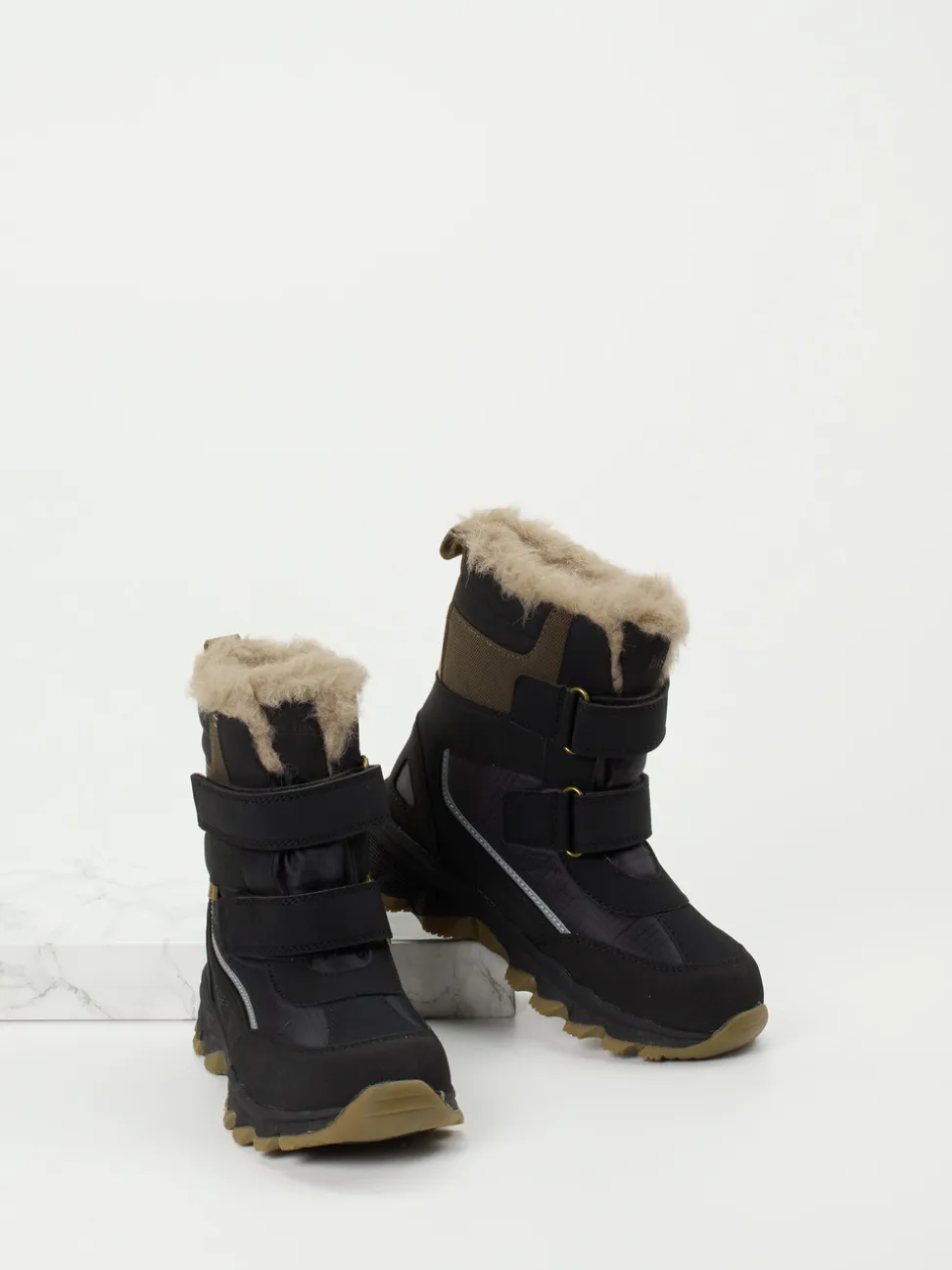 Bisgaard – Klettboots aus Nubukleder schwarz