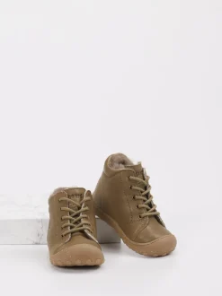 Bisgaard – Lauflernschuh aus Kalbleder olivbeige