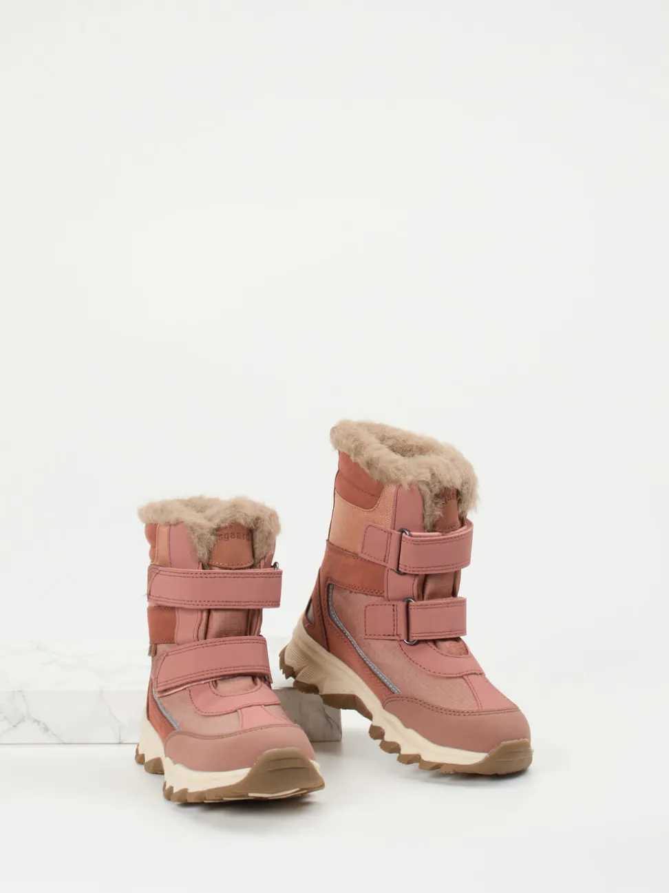 Bisgaard – Winterstiefel aus Nubukleder in Rosa