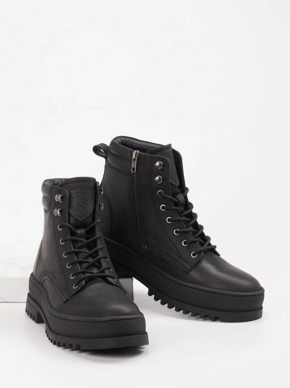 Blauer – Schnürboots aus Kalbleder schwarz