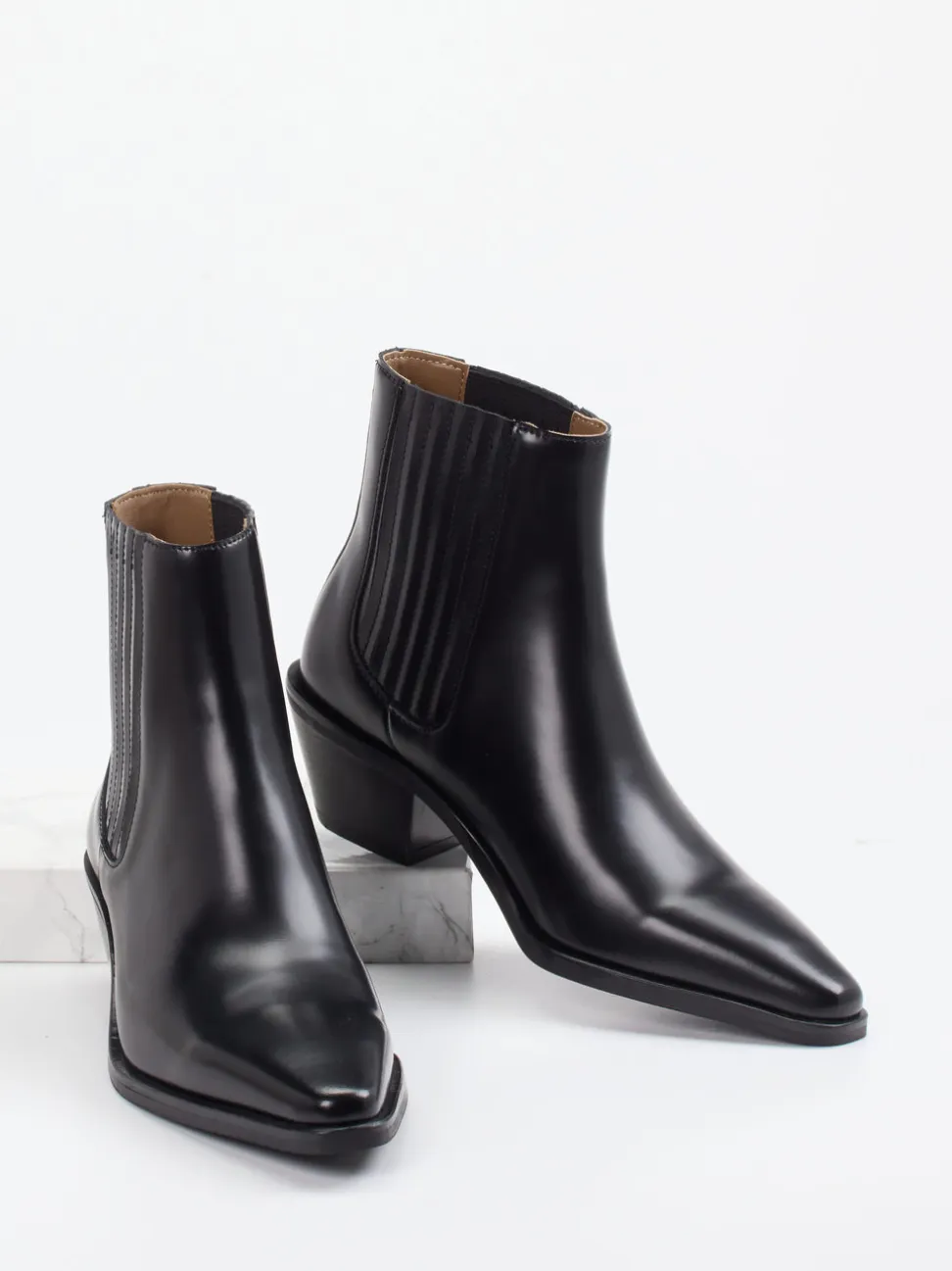 Boss – Chelsea-Stiefeletten aus Glattleder Schwarz