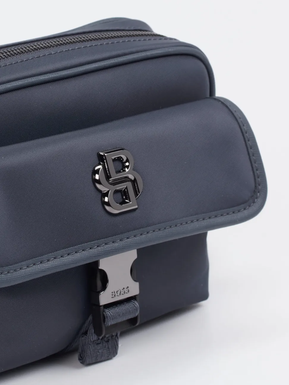 Boss – Crossbody Bag aus recyceltem Textil Dunkelblau