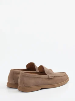 Boss – Loafer aus Veloursleder in Sandbeige