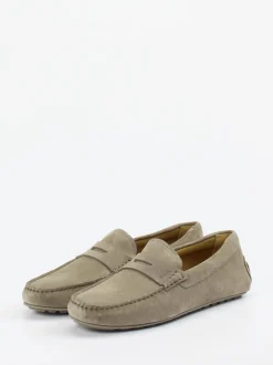 Boss – Penny Loafer aus Veloursleder in Taupe