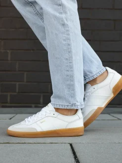 Boss – Sneaker aus Kalbleder in Weiß-Beige