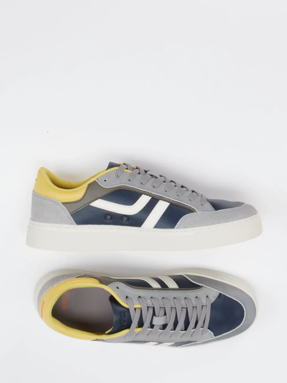 Boss – Sneaker aus Velour/Leder in Dunkelblau