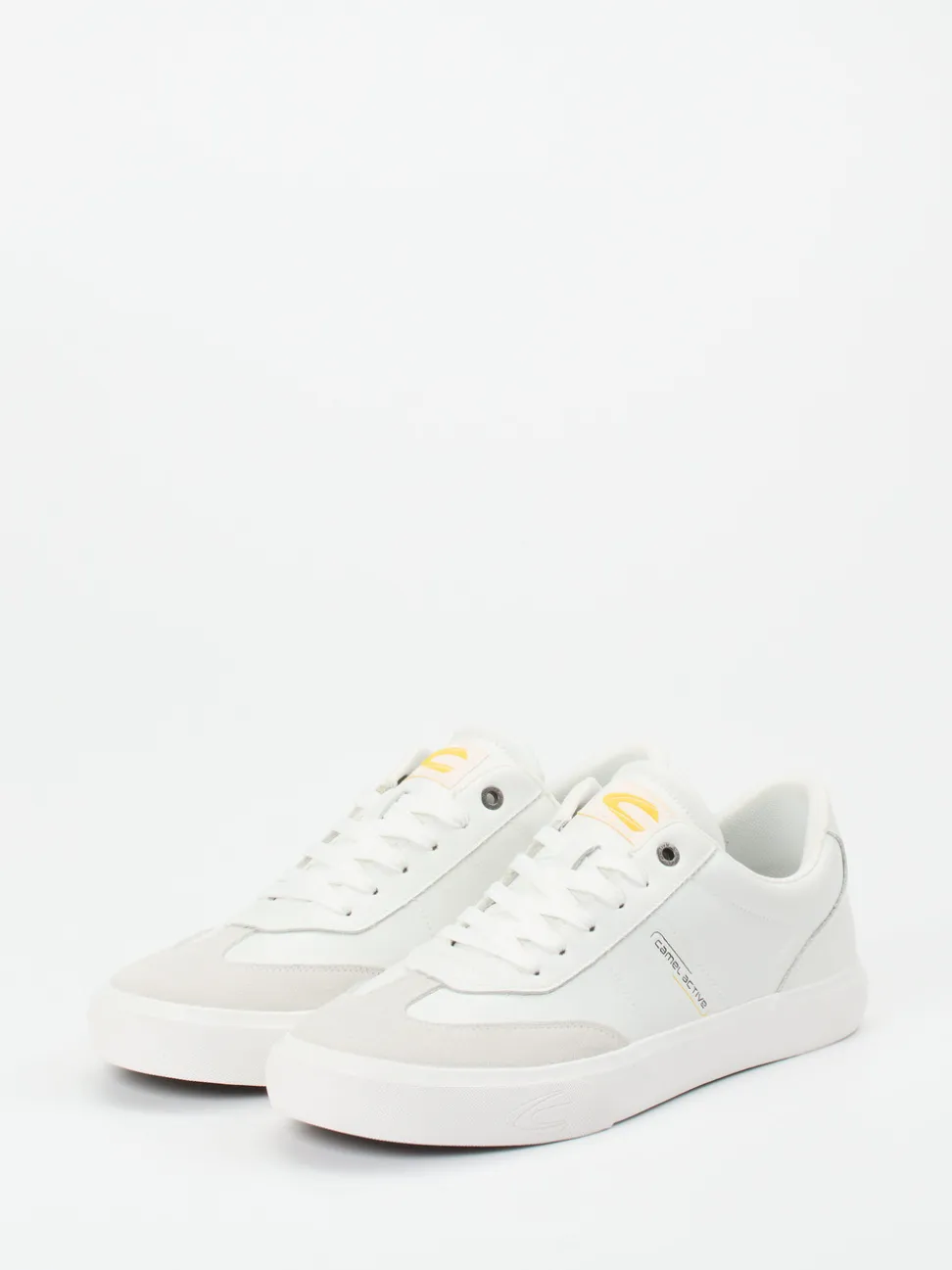 Camel Active – Sneaker aus Kalbleder Off-White