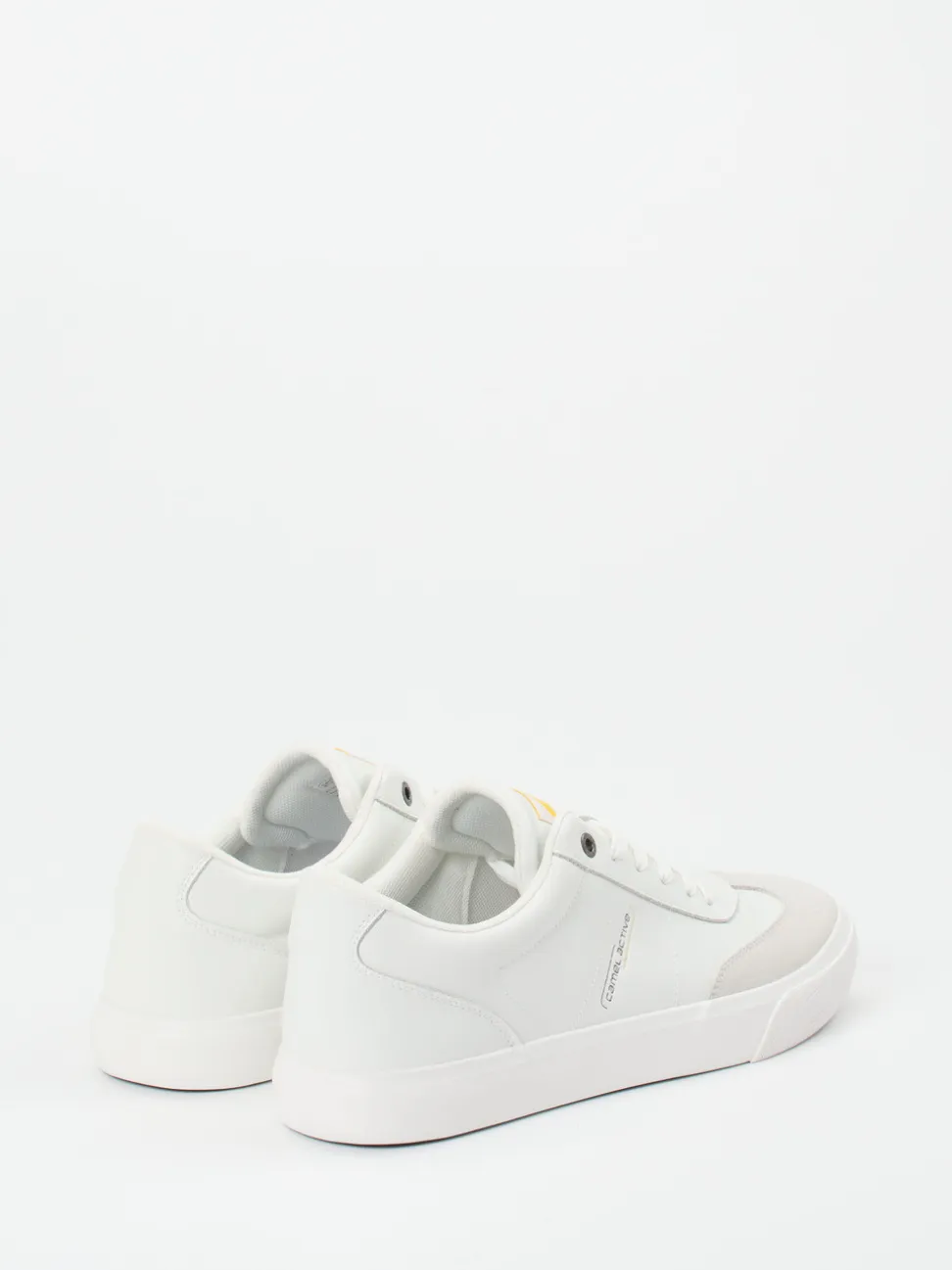 Camel Active – Sneaker aus Kalbleder Off-White