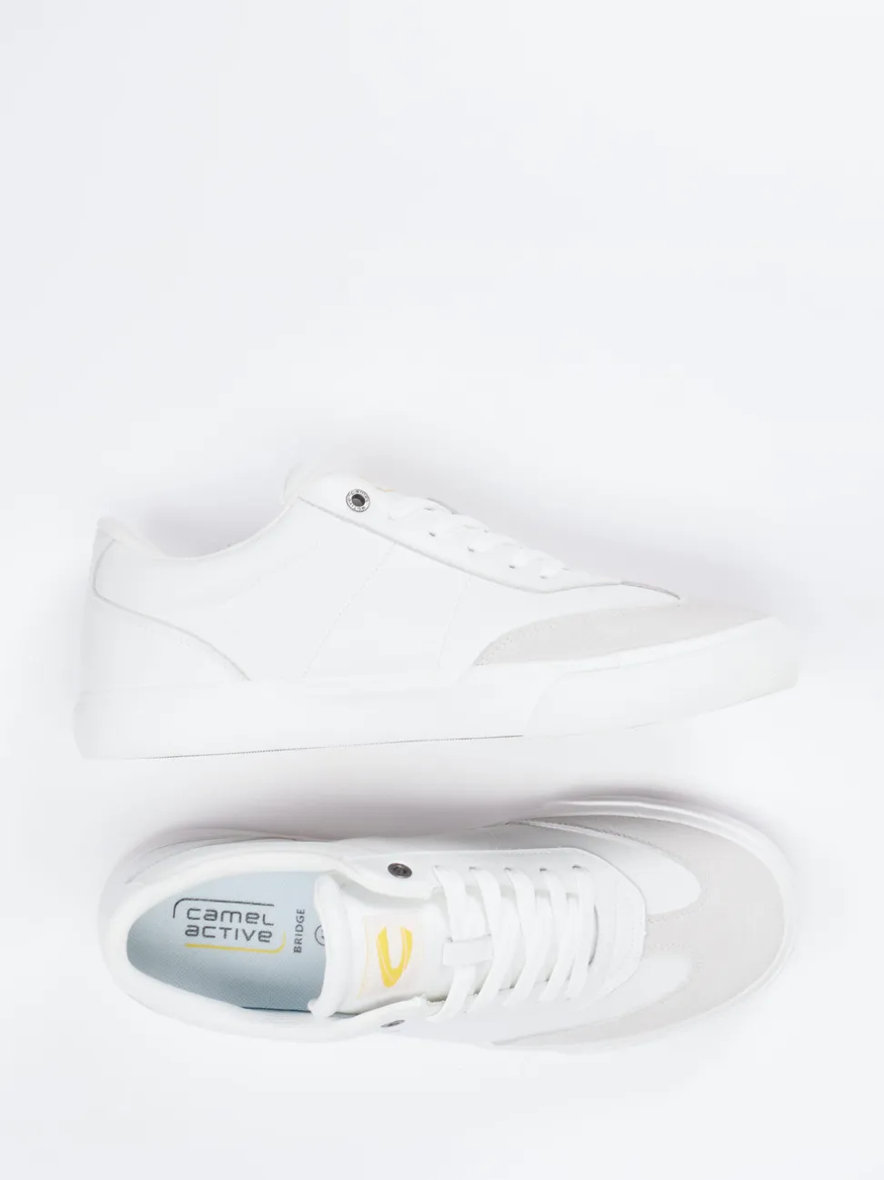 Camel Active – Sneaker aus Kalbleder Off-White