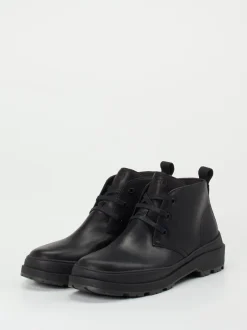 Camper – Chukka Boots aus Kalbleder schwarz