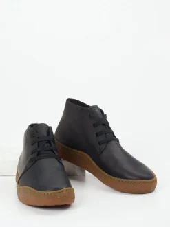 Camper – Chukka Boots aus Nubukleder Schwarz