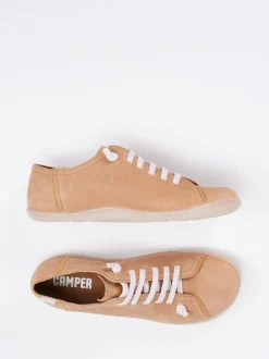 Camper – Low-Top Sneaker aus Nubukleder sandbeige