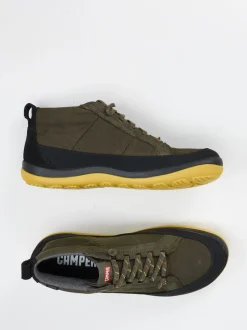 Camper – Outdoor-Sneaker aus Textil und Veloursleder