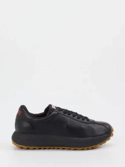 Camper – Sneaker aus Glattleder mit Profilsohle