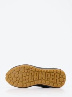 Camper – Sneaker aus Glattleder mit Profilsohle