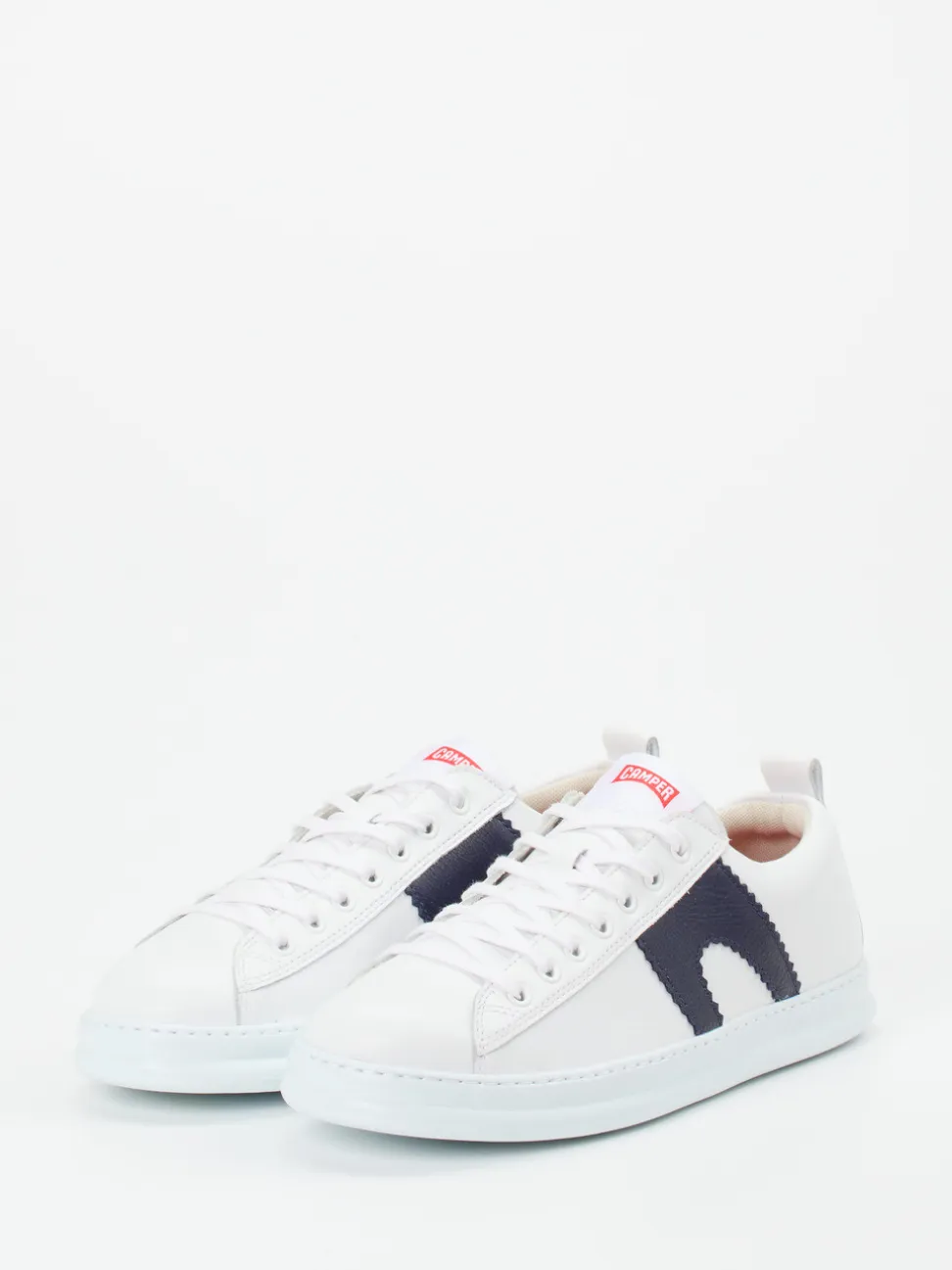 Camper – Sneaker aus Kalbleder in Weiß