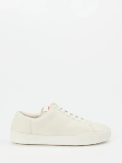 Camper – Sneaker aus Kalbleder in Cremeweiß