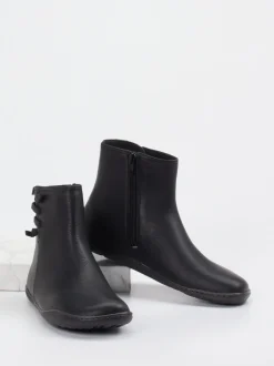 Camper – Stiefelette aus Nubukleder schwarz
