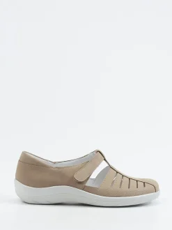 Christian Dietz – Spangenschuh aus Nubukleder beige