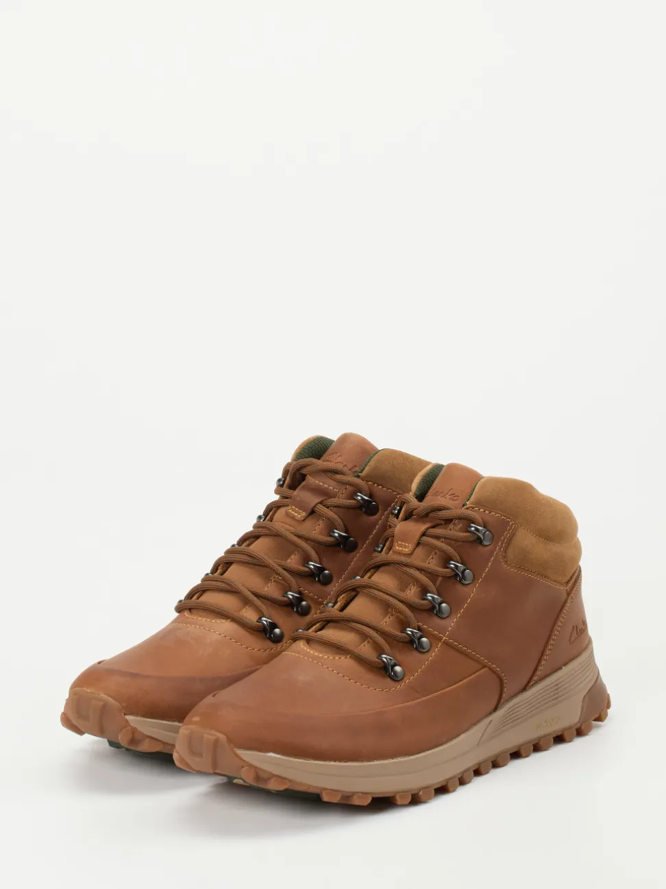 Clarks – Outdoor-Boots aus Fettleder in Rostbraun