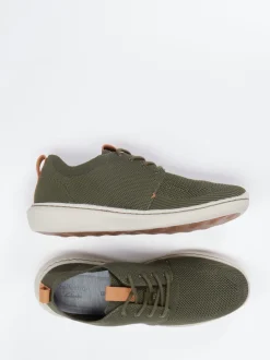 Clarks – Strick-Sneaker aus Textil in Olivgrün