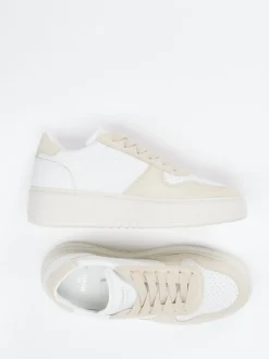 Copenhagen – Sneaker aus Kalbleder und Veloursleder Beige