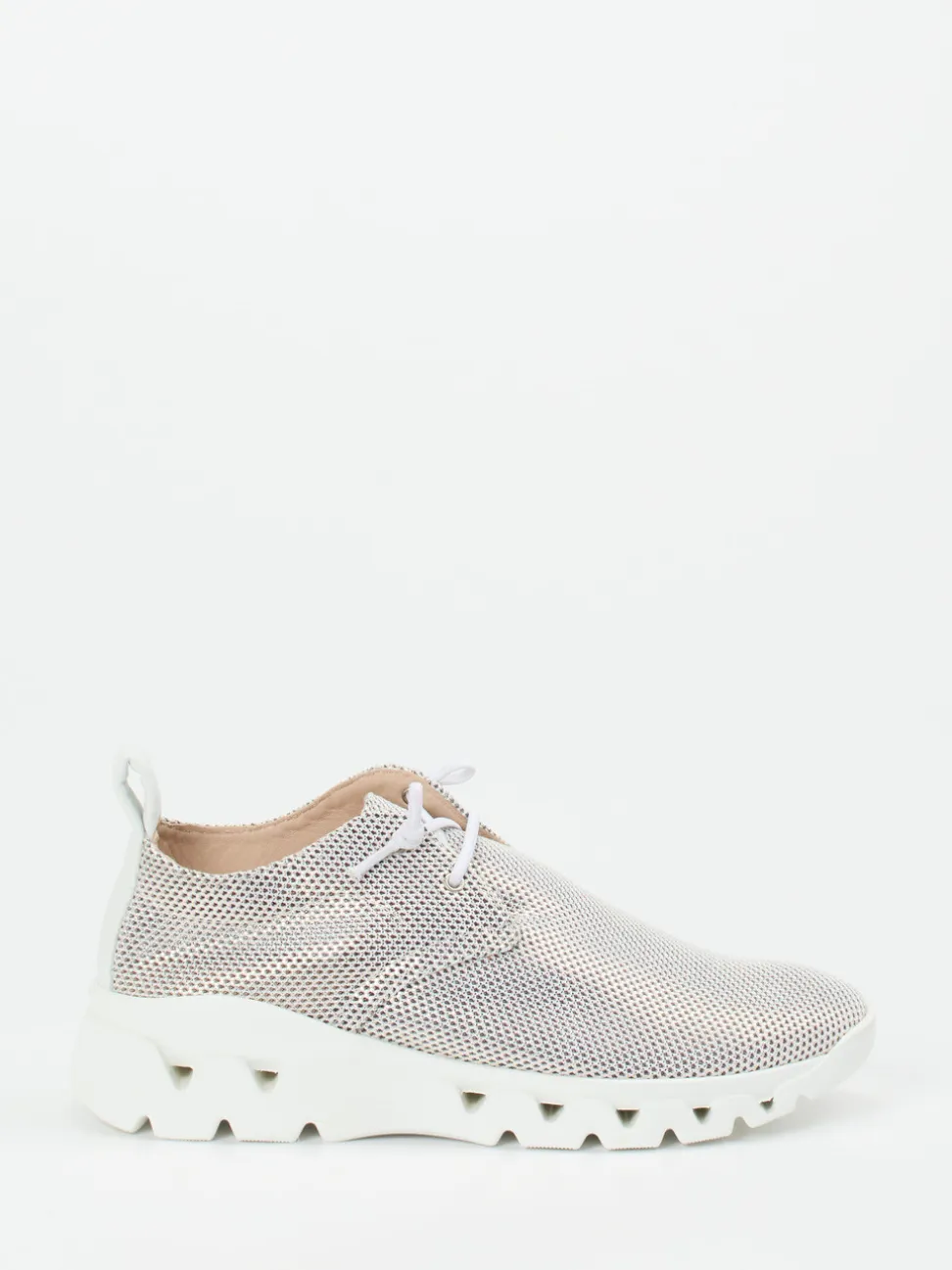 Donna Carolina – Sneaker aus Kalbleder und Mesh Beige